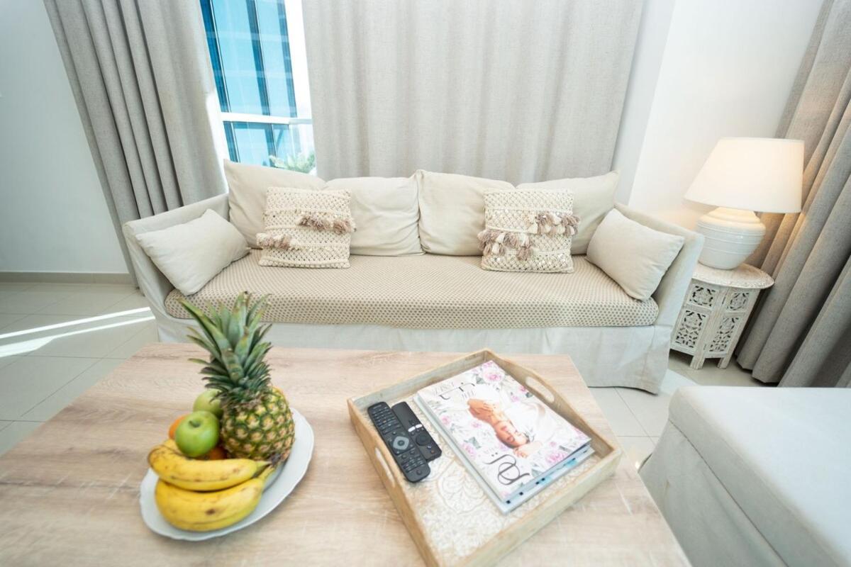 Aws Holiday Homes - Prime Apartment Near The Beach Ντουμπάι Εξωτερικό φωτογραφία
